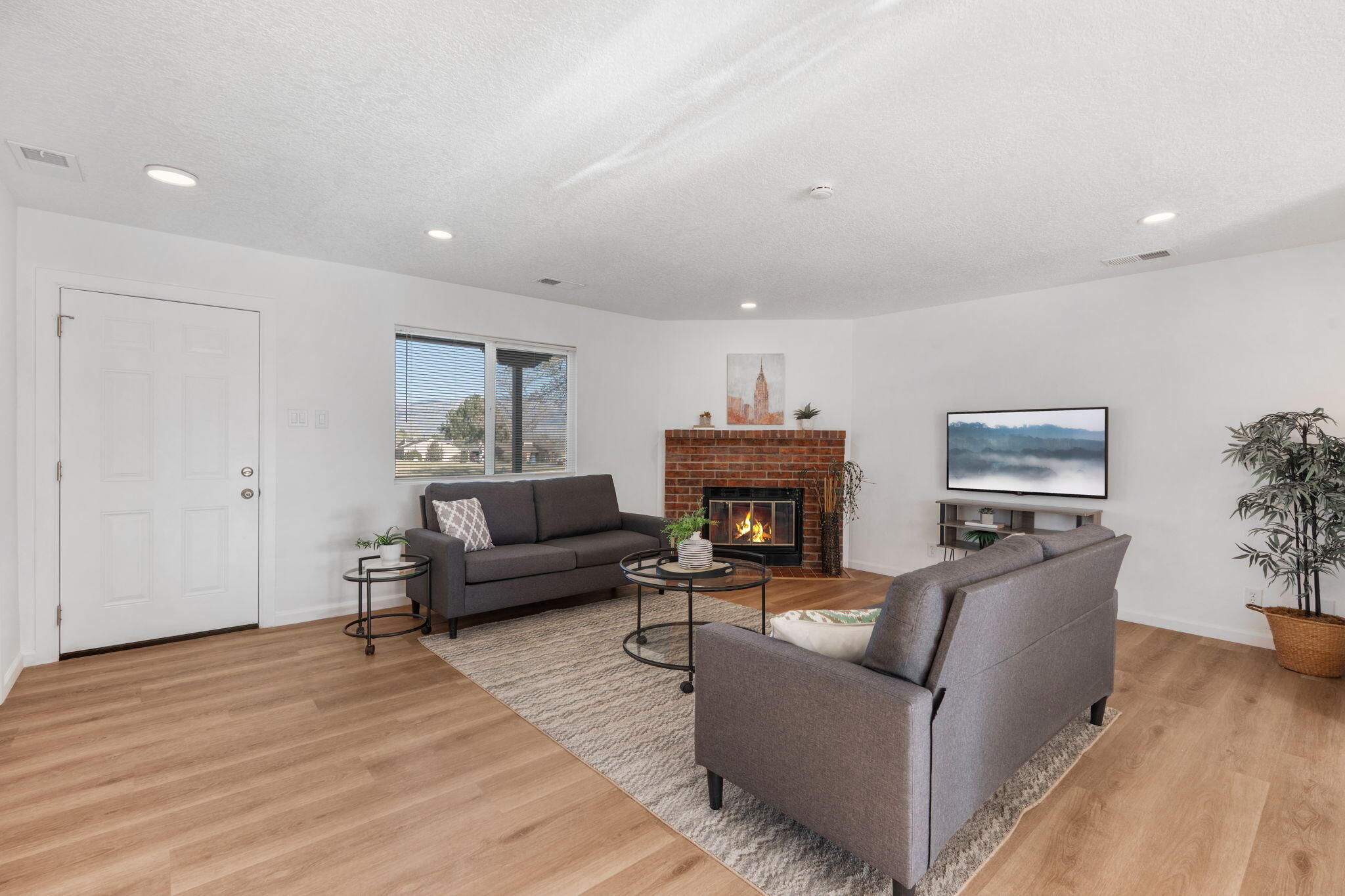 721 Chuckwagon Road SE