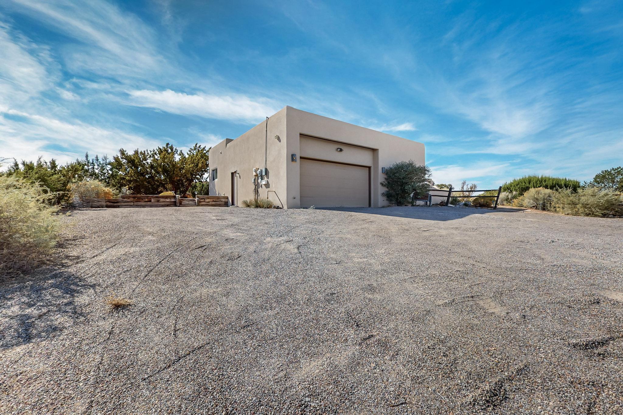 162 Camino Barranca, Placitas, New Mexico image 4