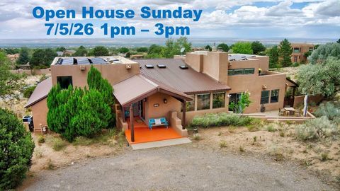 Homes For Sale - 532 Roadrunner Lane<br/> Albuquerque, NM 87122