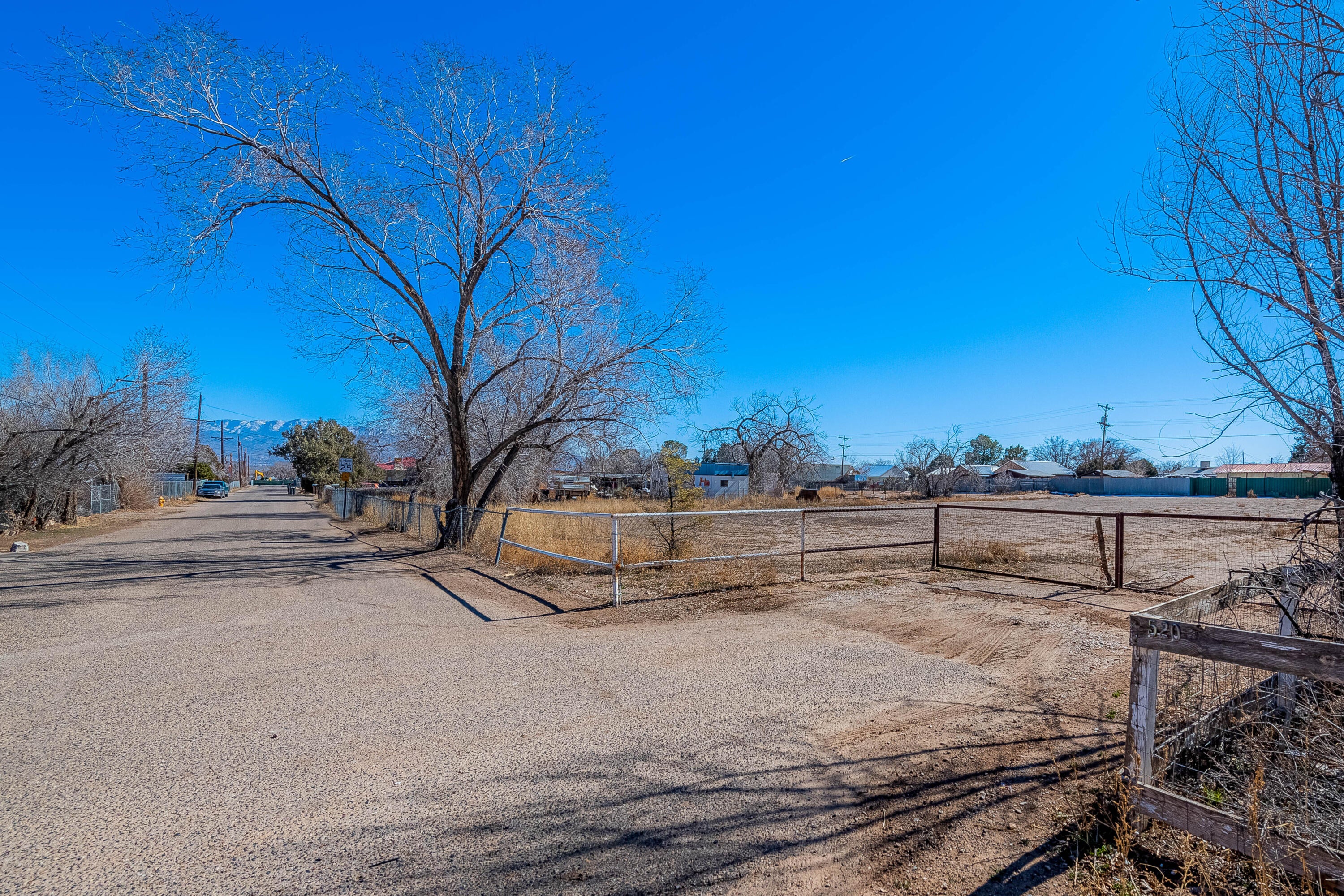 520 Sandia View Road NW