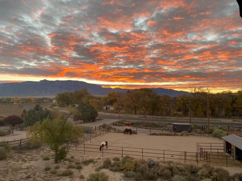 Photo of 48 Burlbaw Court, Corrales, NM 87048 (MLS # 1093492)