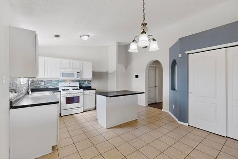 Photo of 108 AVENIDA JARDIN, Los Lunas, NM 87031 (MLS # 1091958)