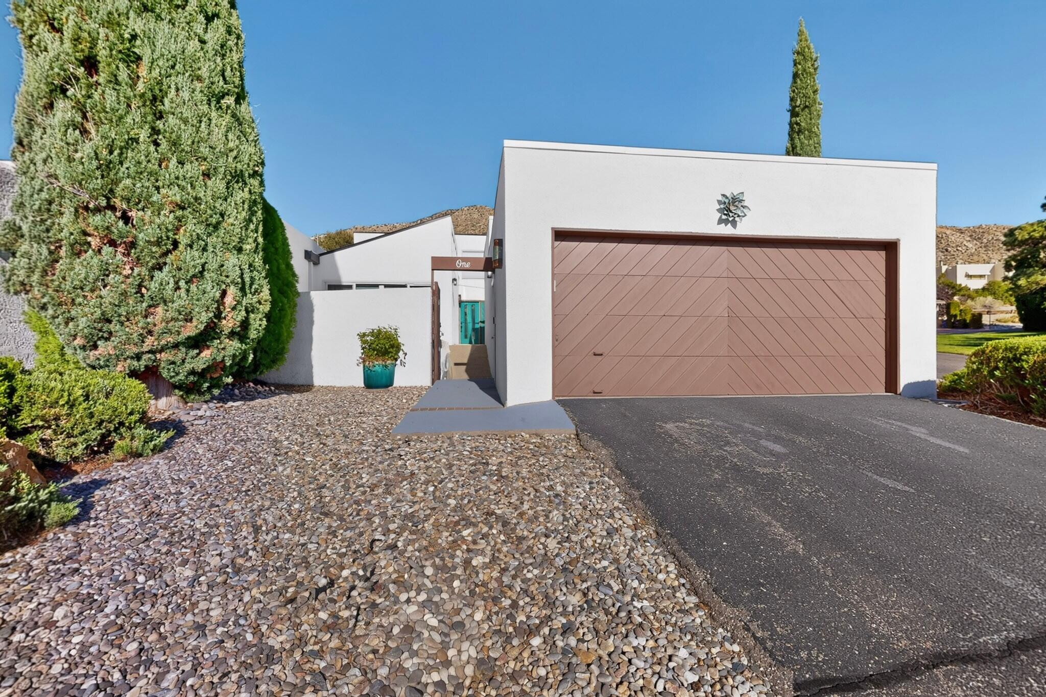 1 La Villita Court NE # 1