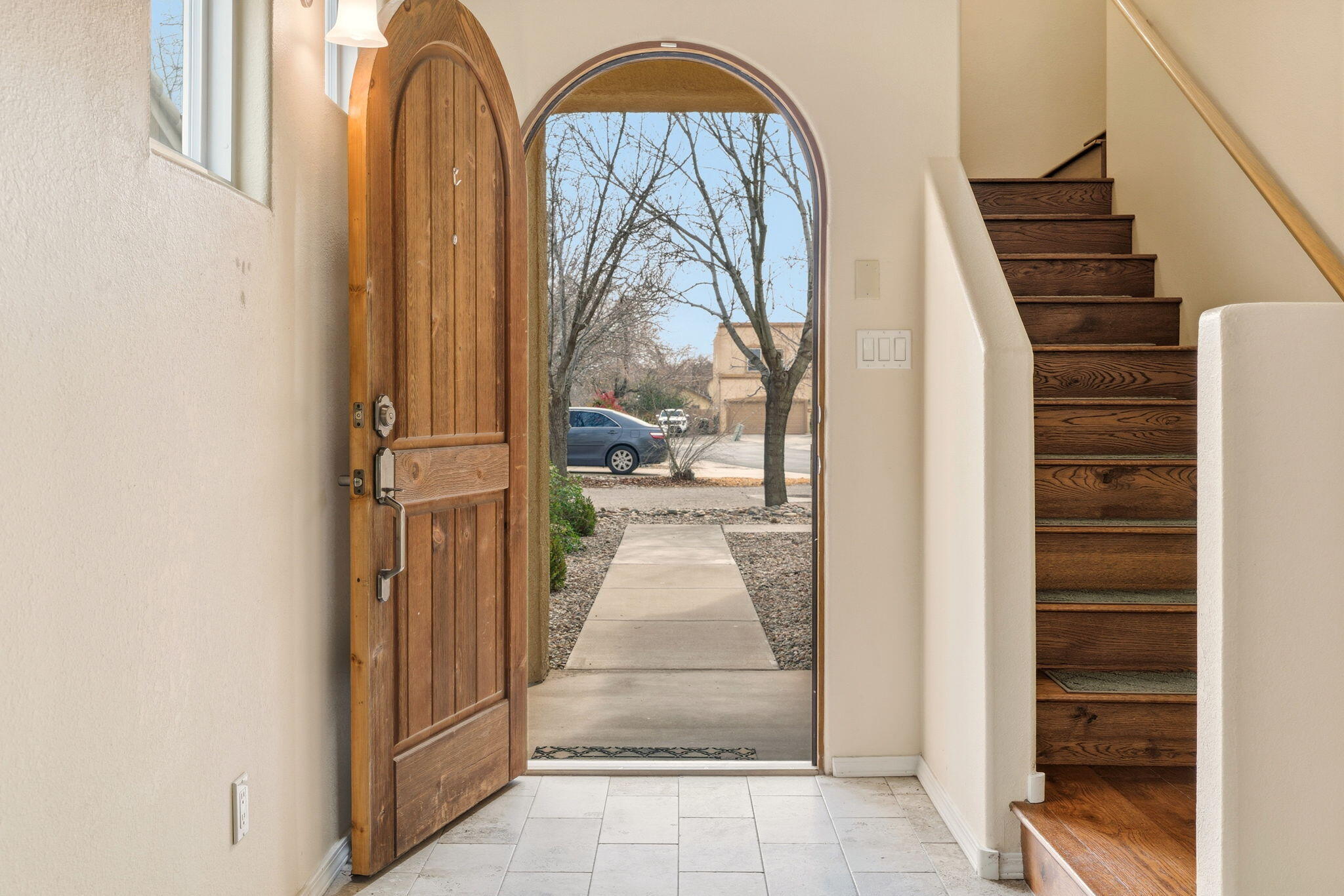 3743 Candelarias Lane NW