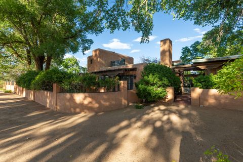 Photo of 2830 RIO BRAVO Boulevard SW, Albuquerque, NM 87105 (MLS # 1091315)