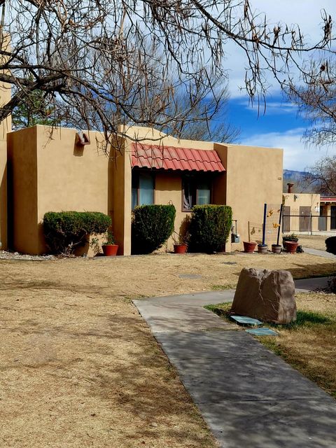 Condo For Sale - 923 Country Club Drive #APT F<br/> Sandoval County, Rio Rancho, NM 87124