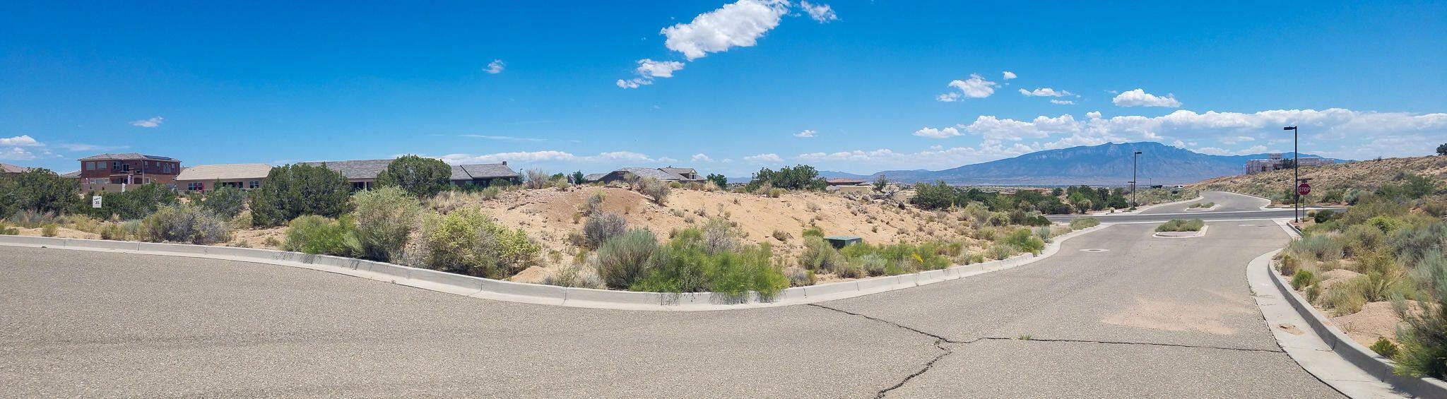 2401 Desert Marigold Road, Rio Rancho, New Mexico image 2
