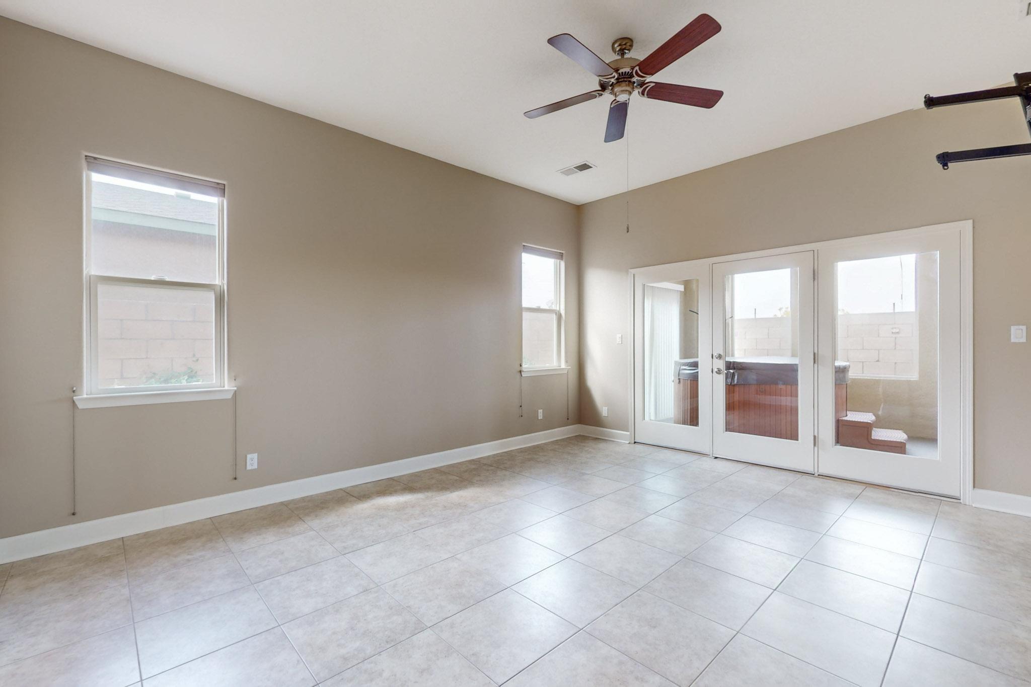 370 Zuni River Circle, Los Lunas, New Mexico image 9