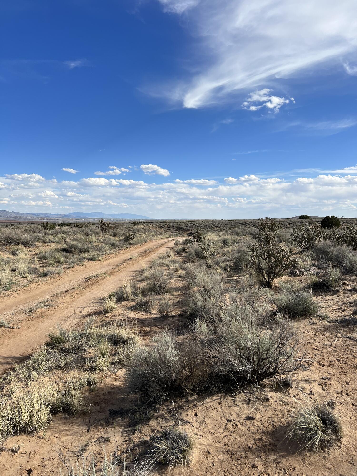 5023 Villanelle Road NE