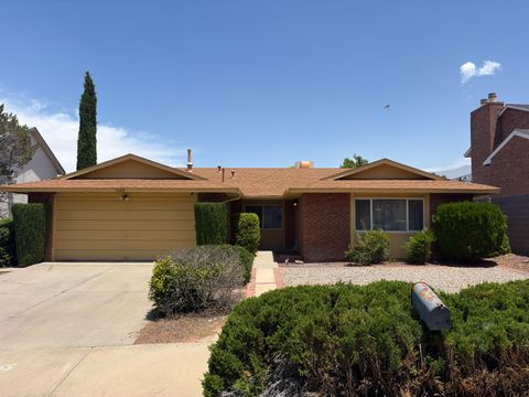 Photo of 7309 Vivian Drive NE, Albuquerque, NM 87109 (MLS # 1105022)