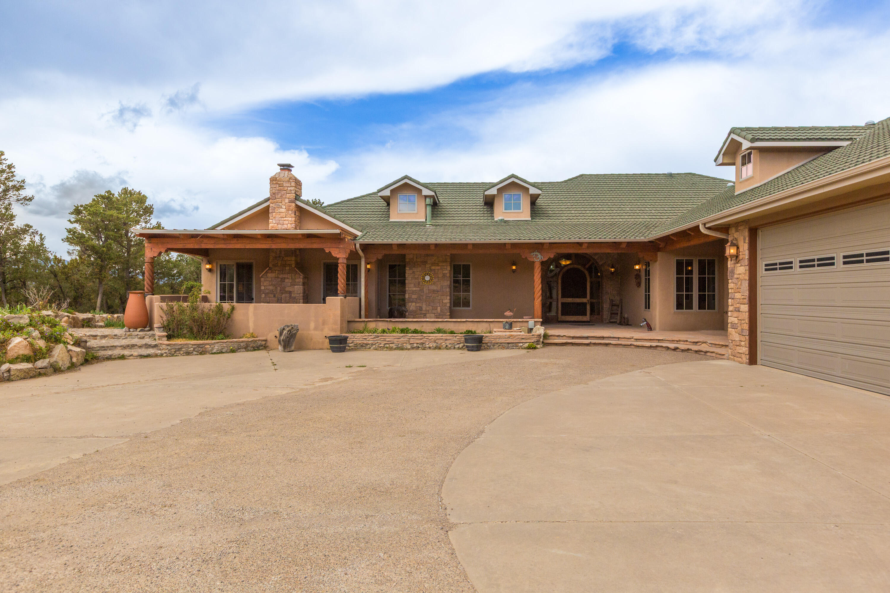 112 Sedillo Canyon Road, Tijeras, New Mexico image 7