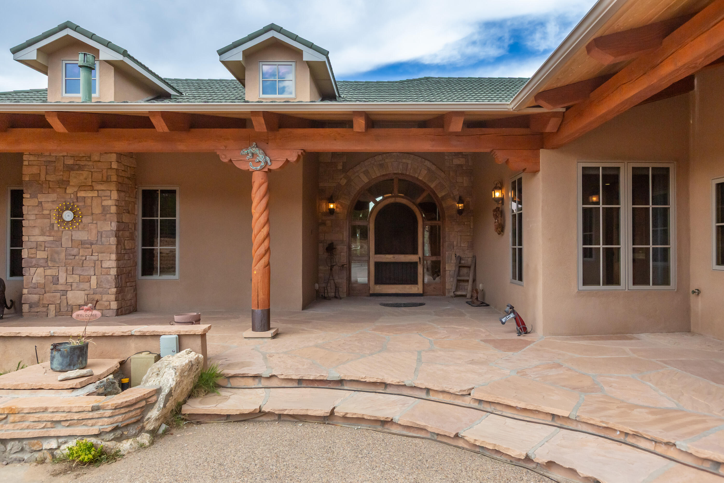 112 Sedillo Canyon Road, Tijeras, New Mexico image 8