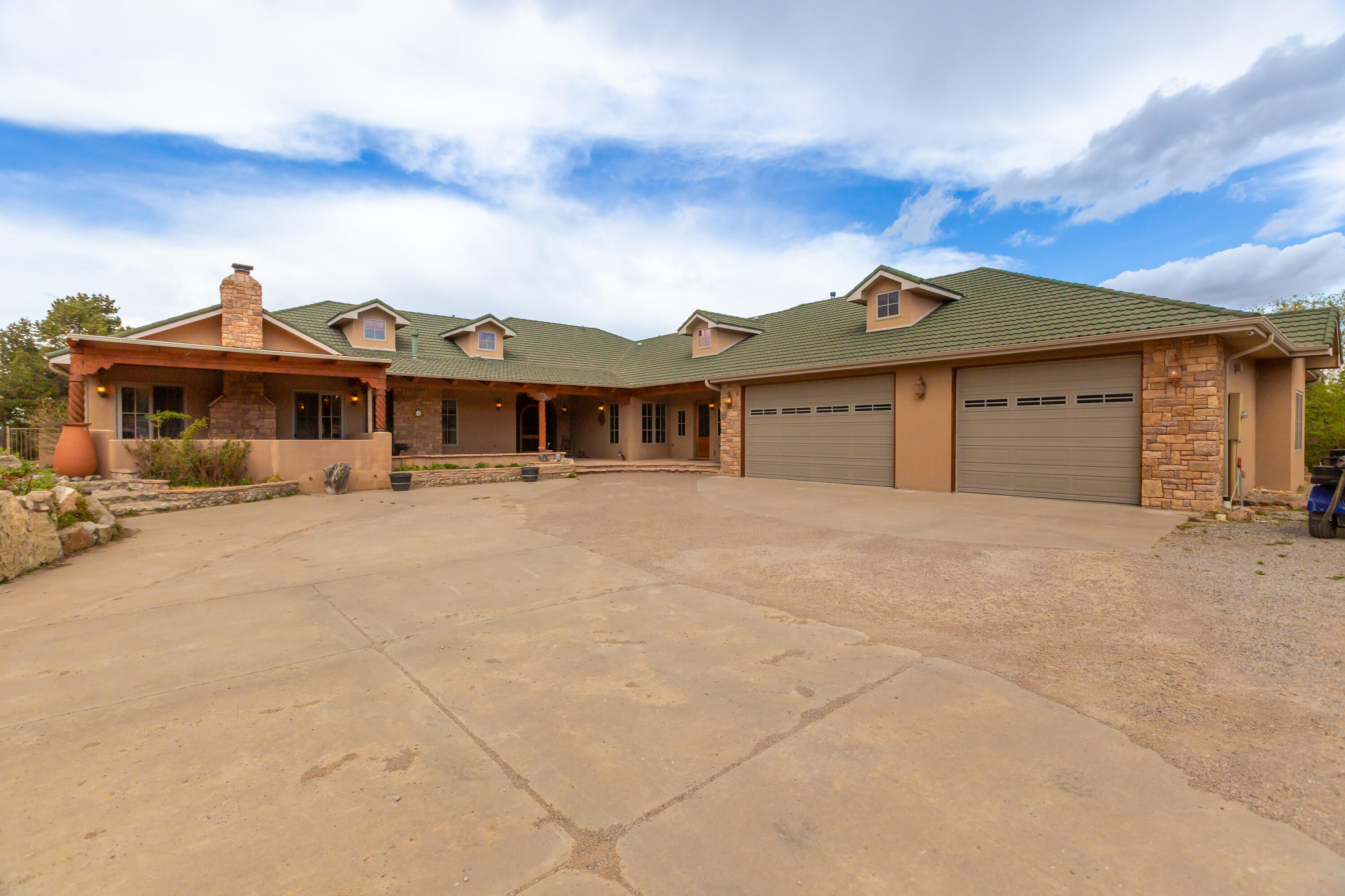 112 Sedillo Canyon Road, Tijeras, New Mexico image 6