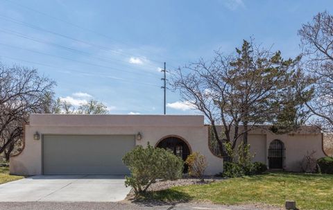 Photo of 717 Sagewood Court SE, Albuquerque, NM 87123 (MLS # 1097016)