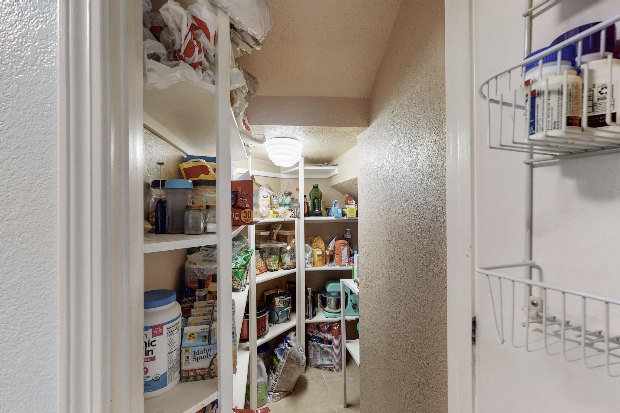 8616 El Monte Lane, Albuquerque, New Mexico image 39