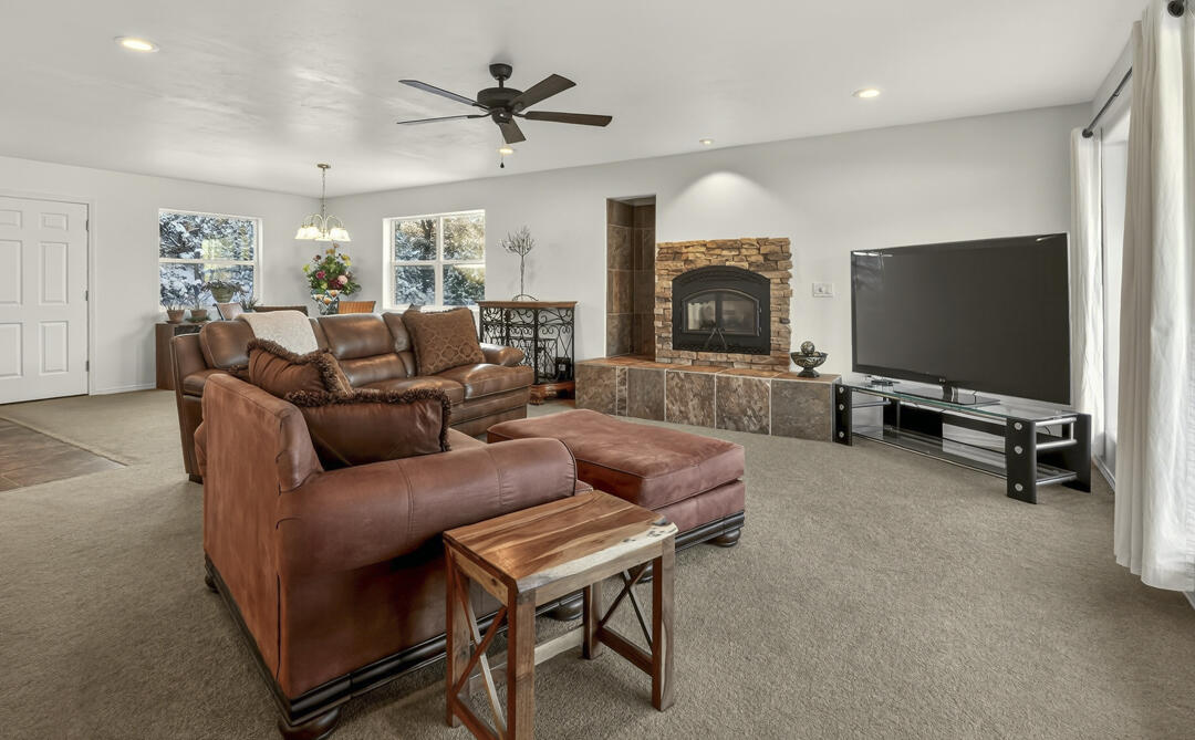 78 Sangre De Cristo Drive