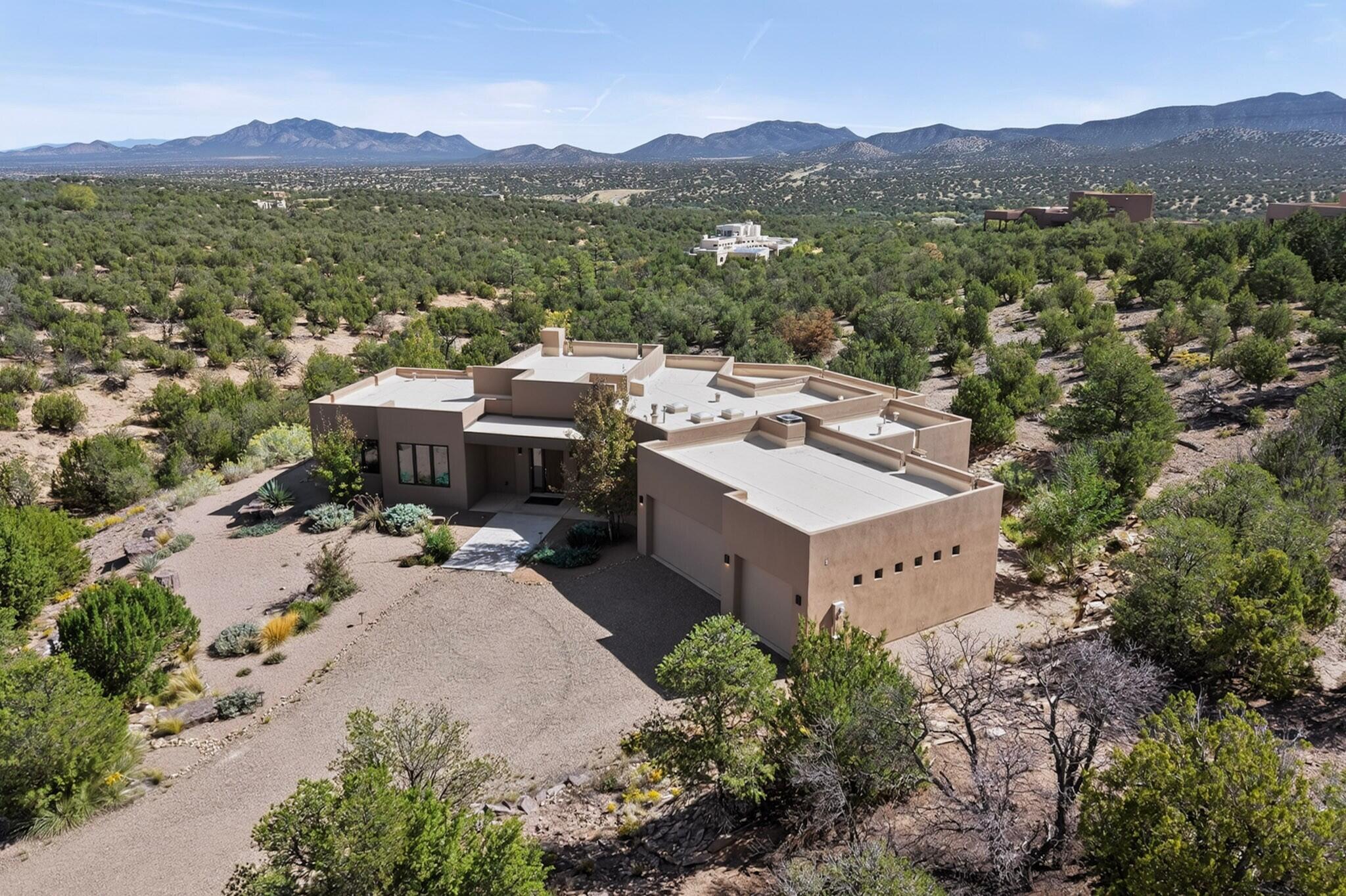 6 Blue Corn Court