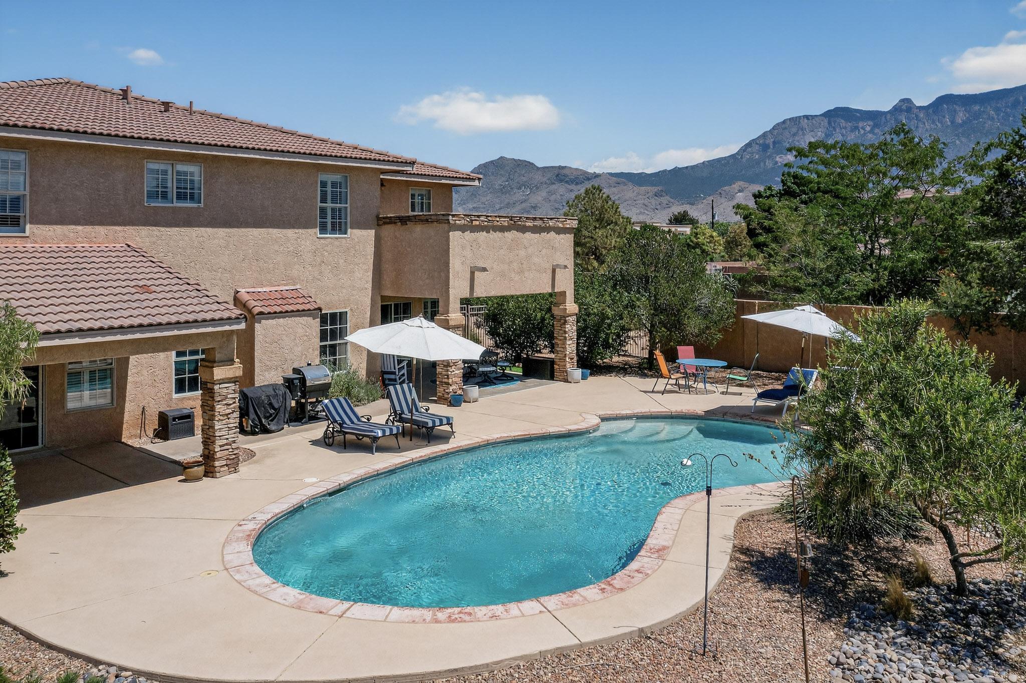 9154 OAKLAND Avenue NE