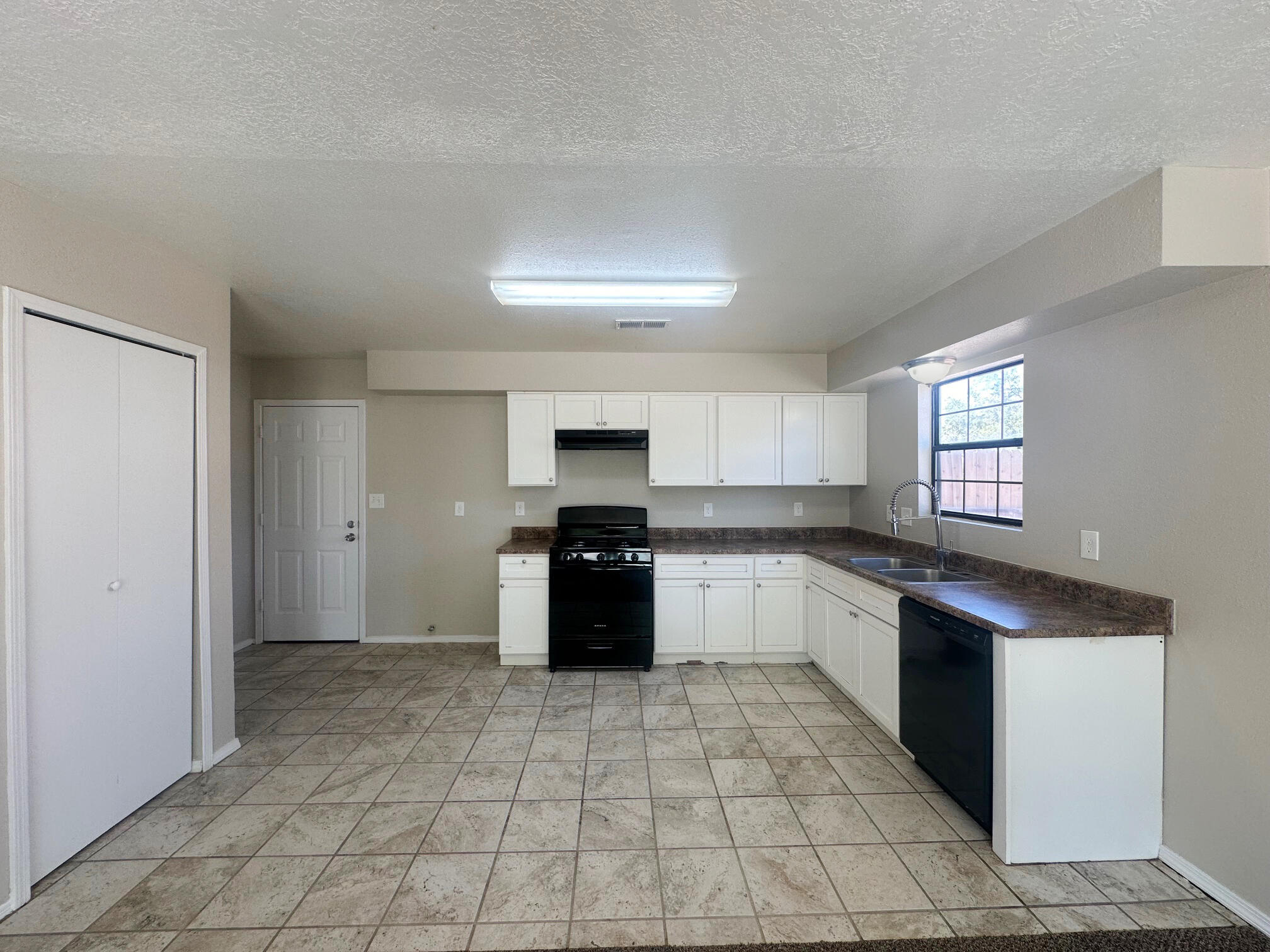 278 Asbury Road, Rio Rancho, New Mexico image 4