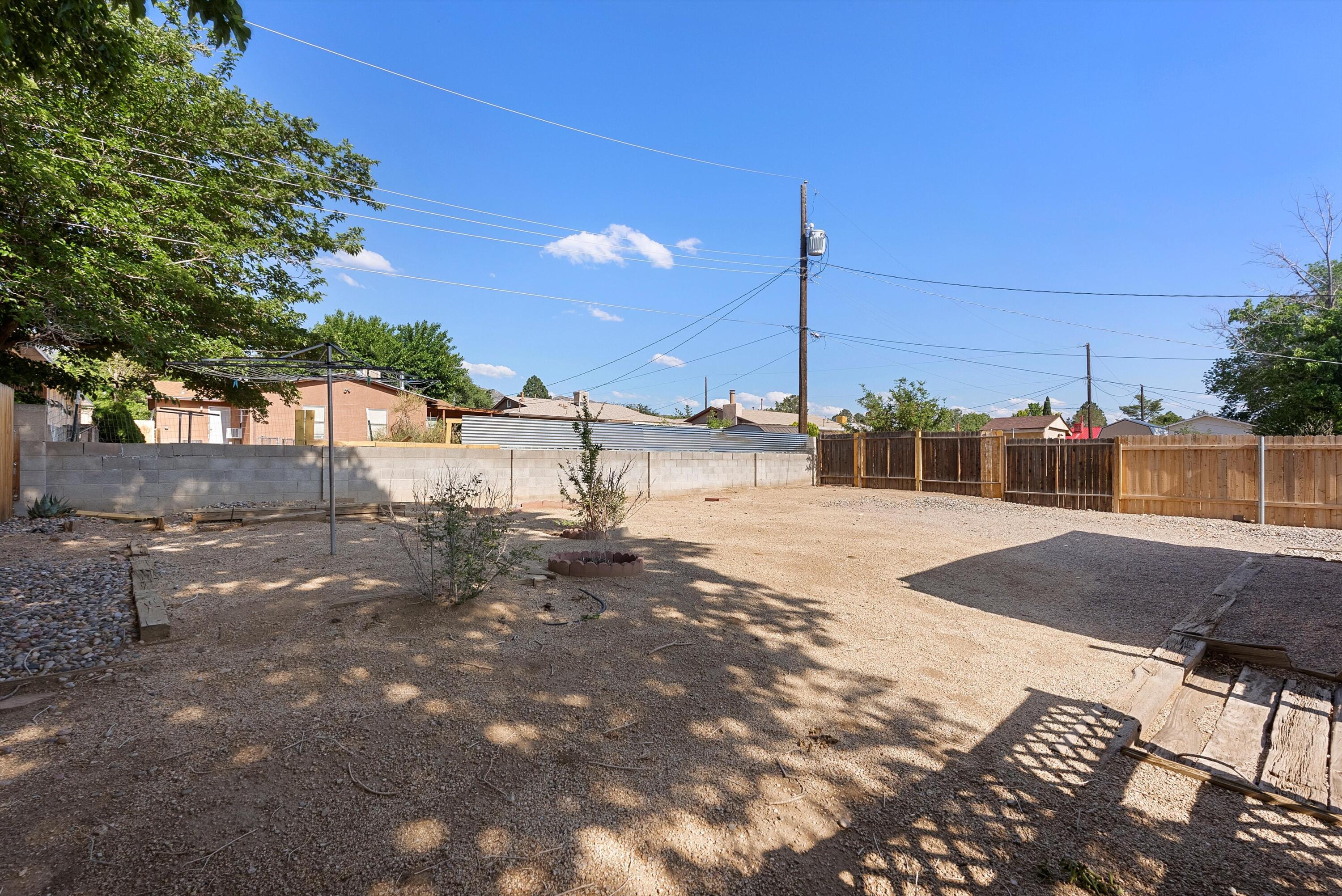 1716 Algodones Street, Albuquerque, New Mexico image 22