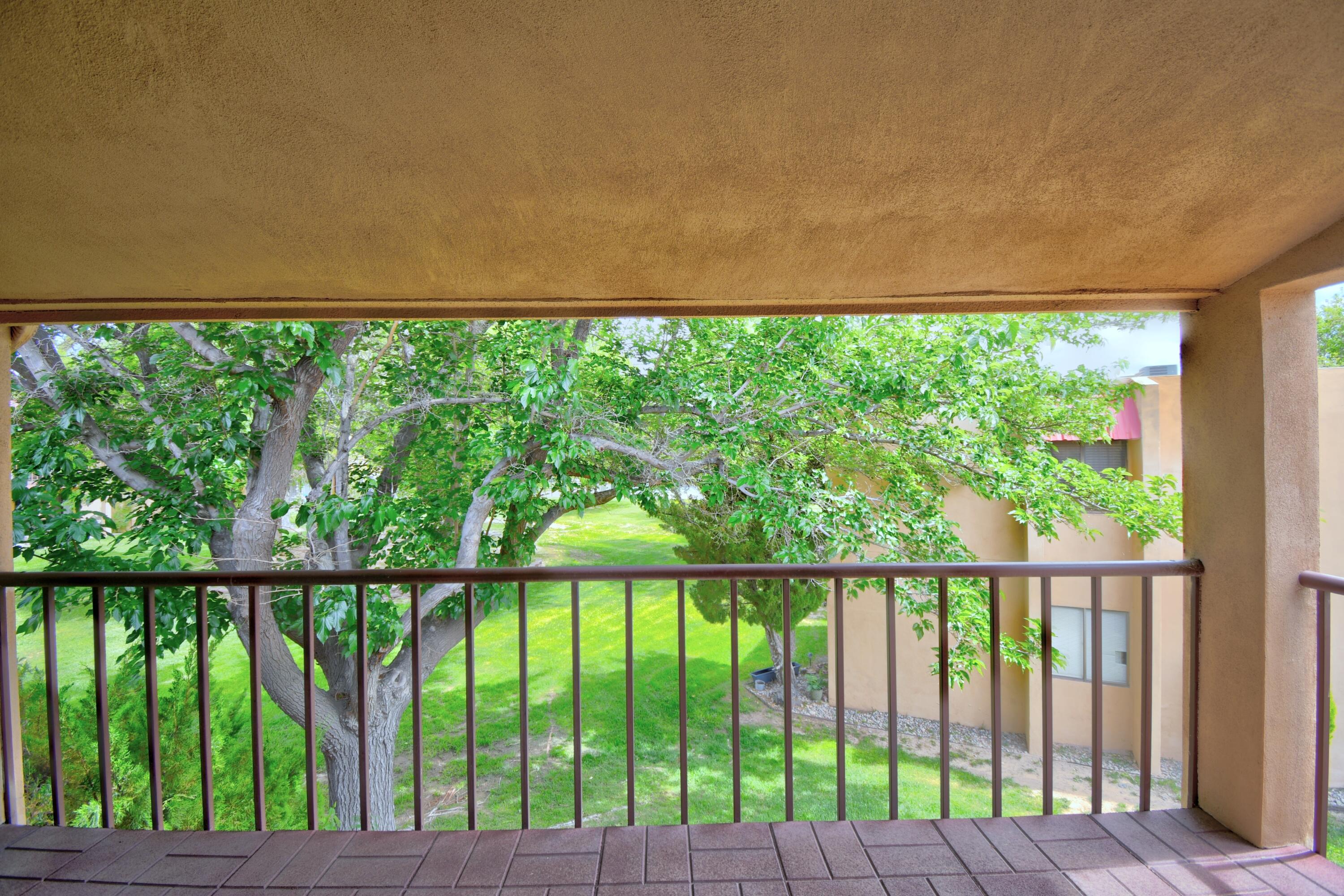 931 Country Club Drive #J, Rio Rancho, New Mexico image 2
