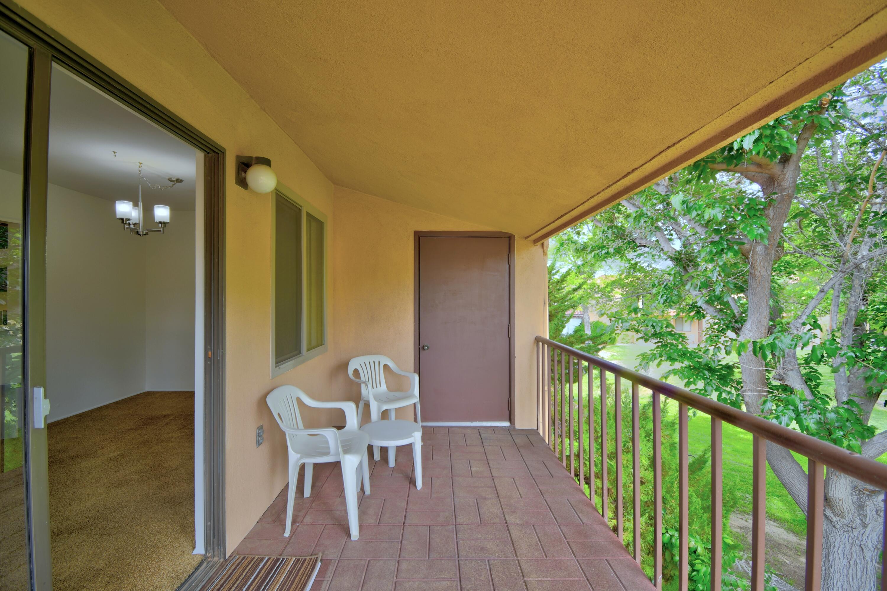 931 Country Club Drive #J, Rio Rancho, New Mexico image 3