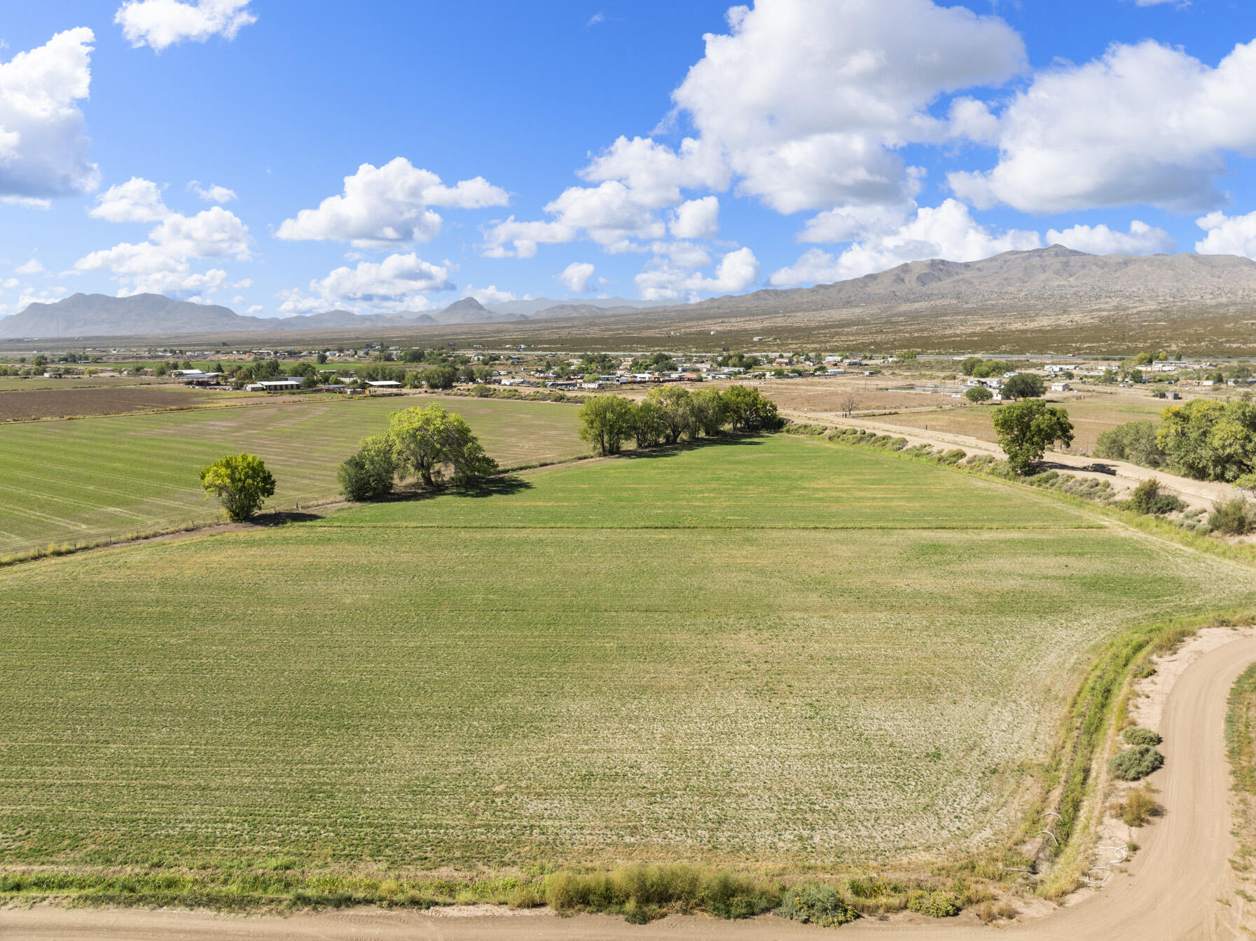 Escondida, Polvadera, New Mexico image 17