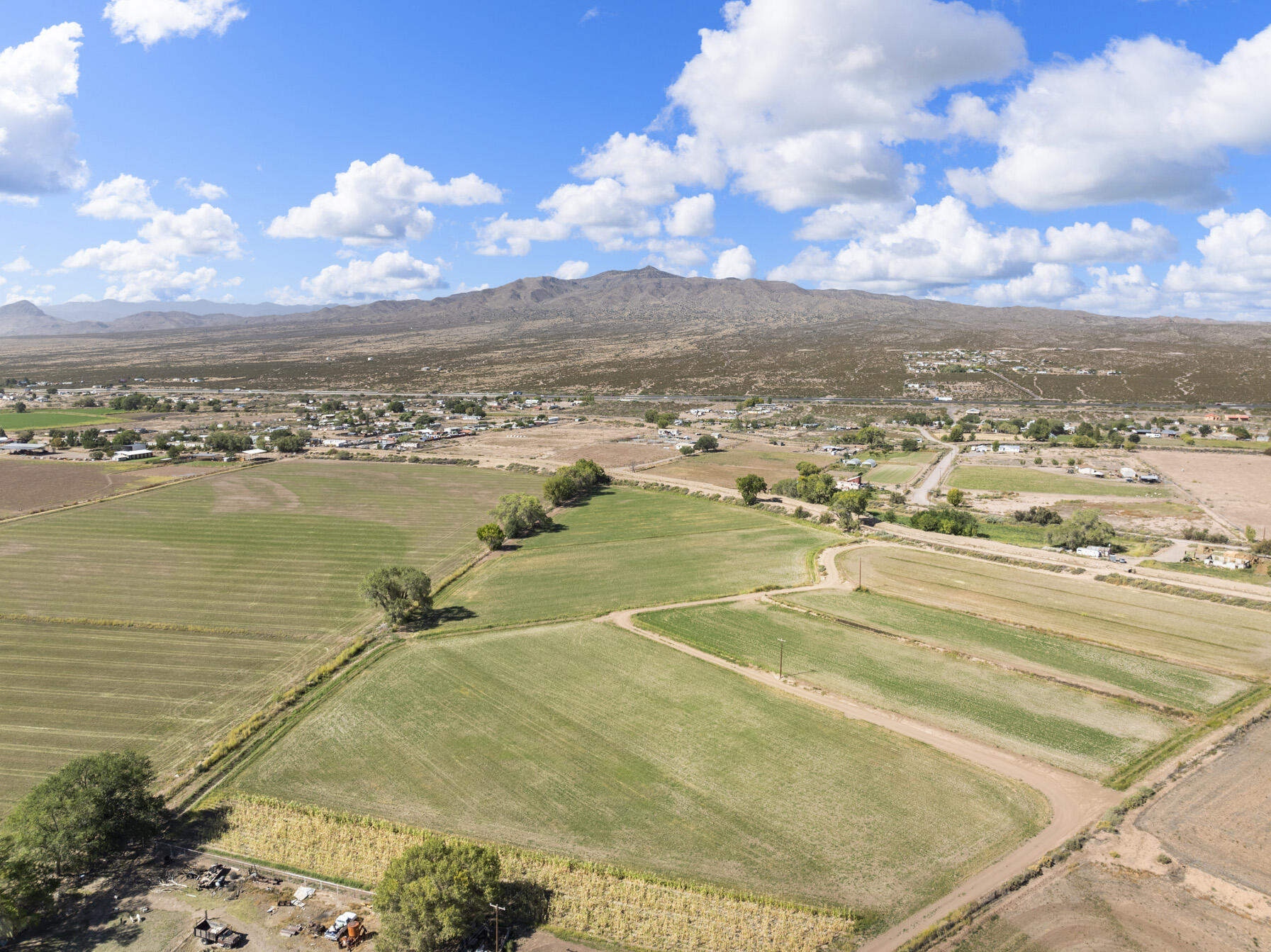 Escondida, Polvadera, New Mexico image 9