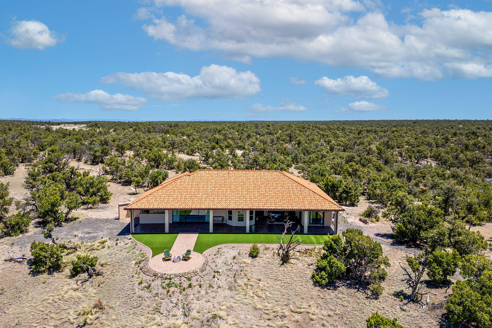 19 Creekside Drive