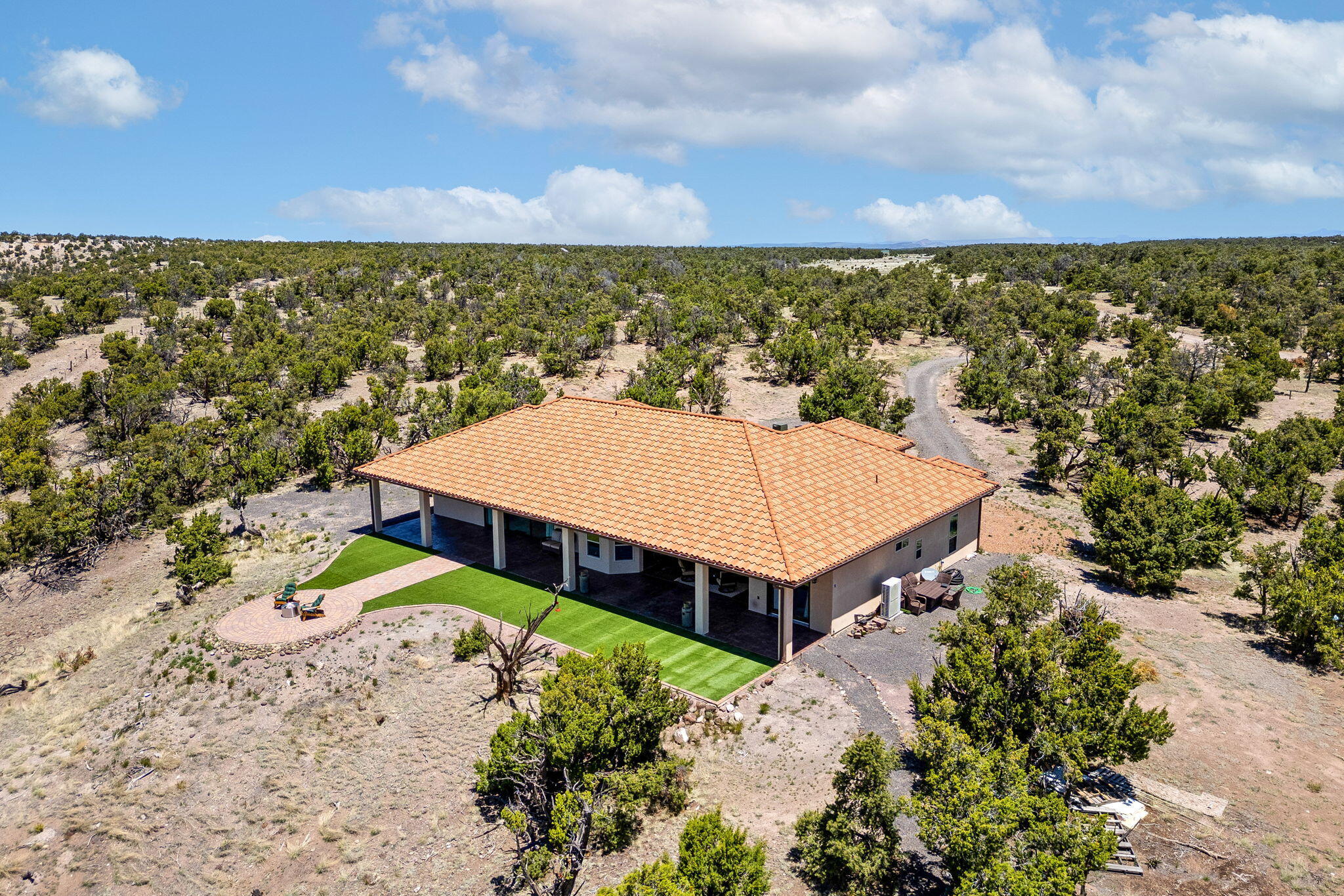 19 Creekside Drive