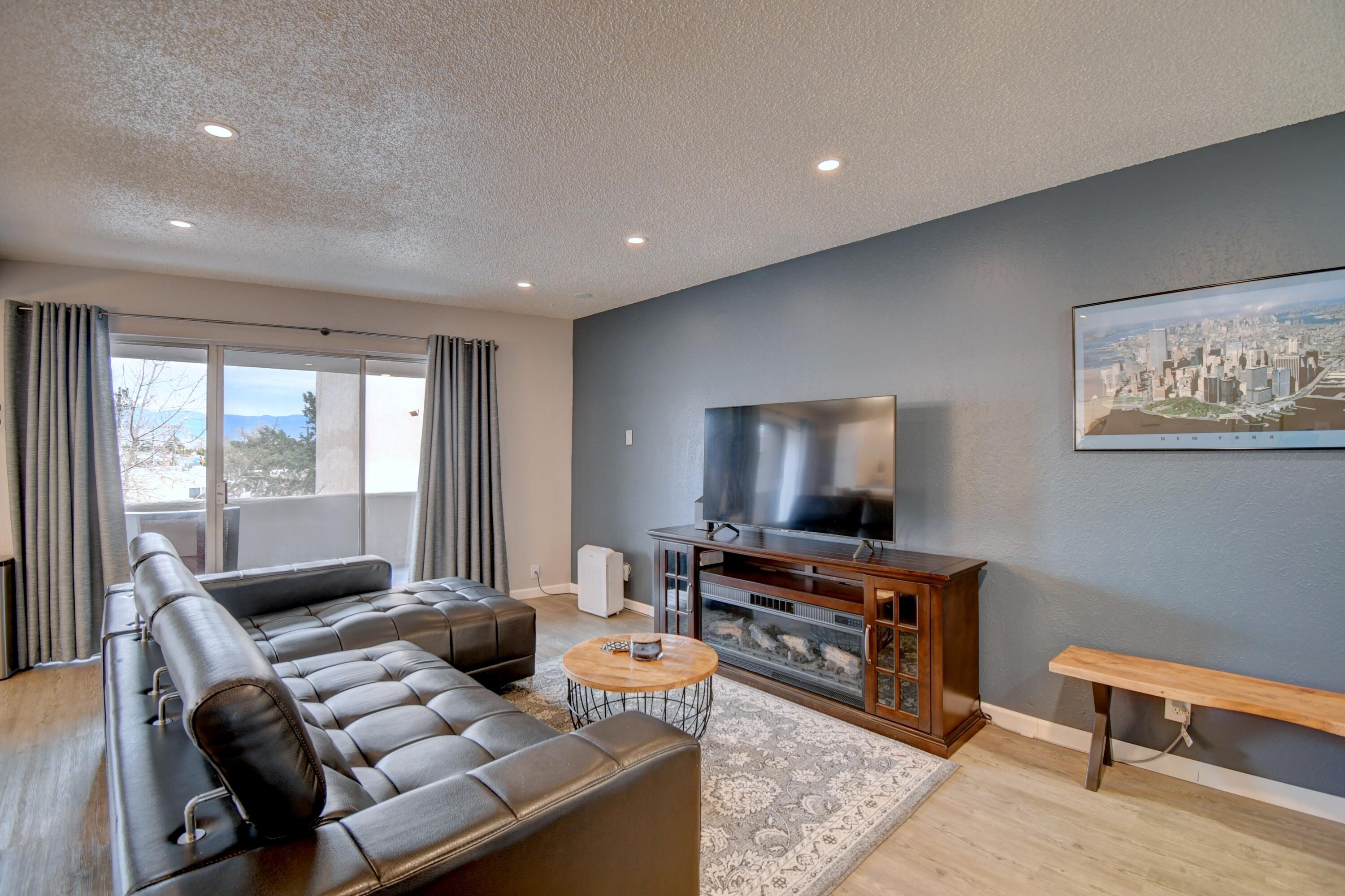 4713 COUNTRY CLUB Lane NW D-4