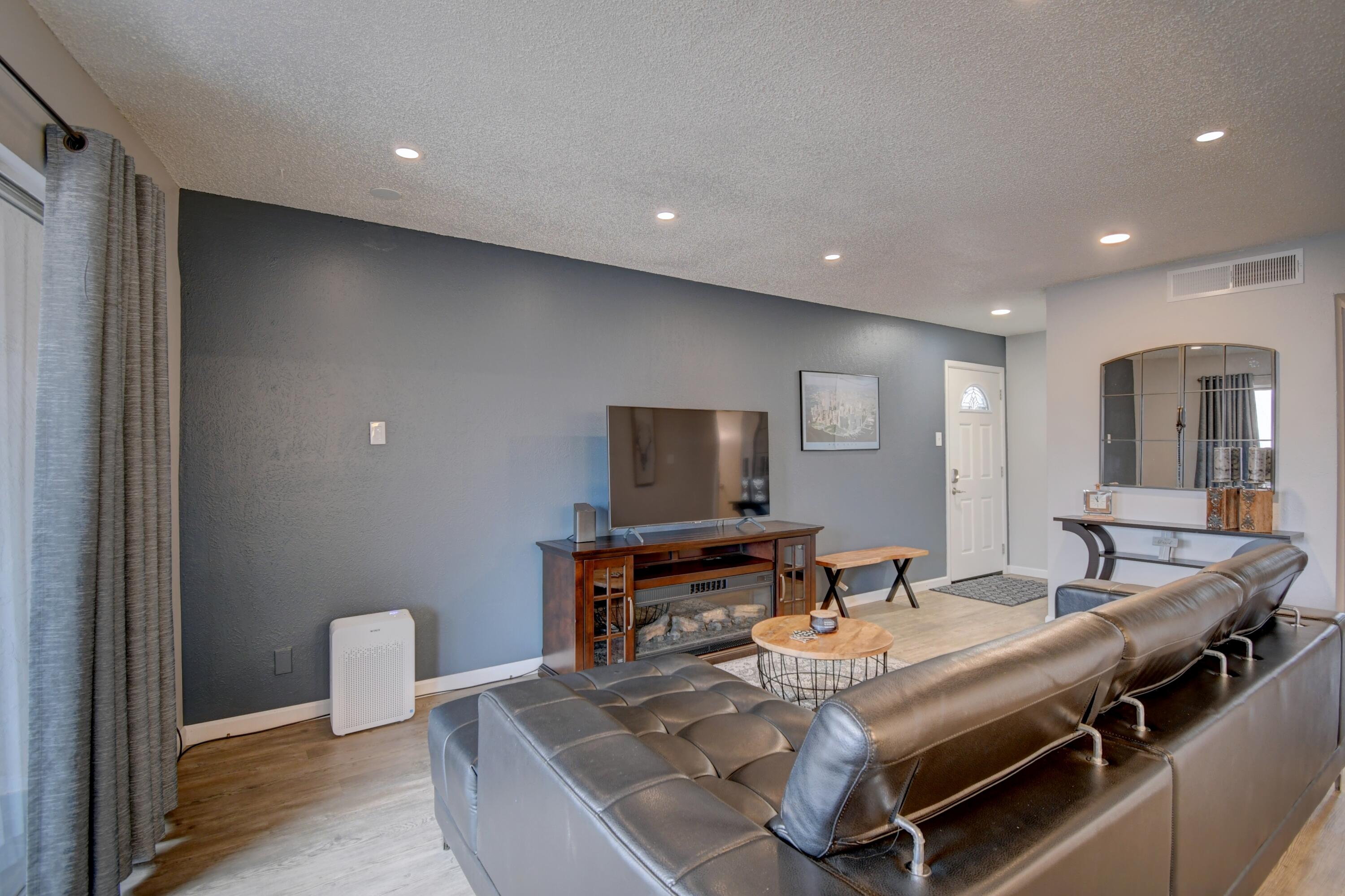 4713 COUNTRY CLUB Lane NW D-4