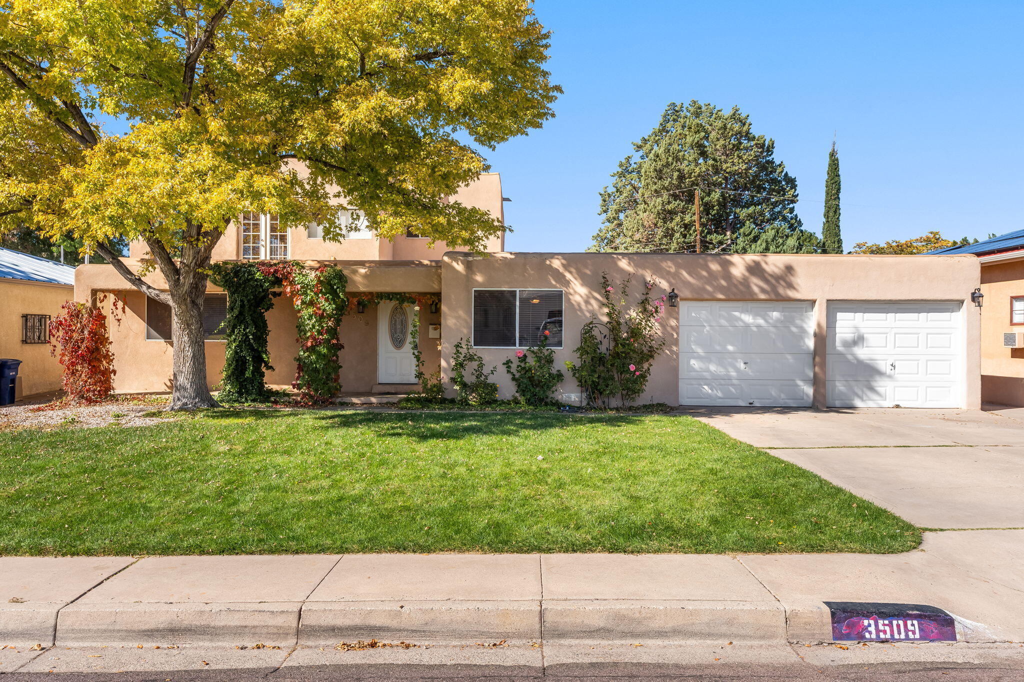 3509 Glorieta Street NE