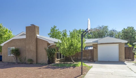 Homes For Sale - 1424 Bryn Mawr Drive<br/> Albuquerque, NM 87106