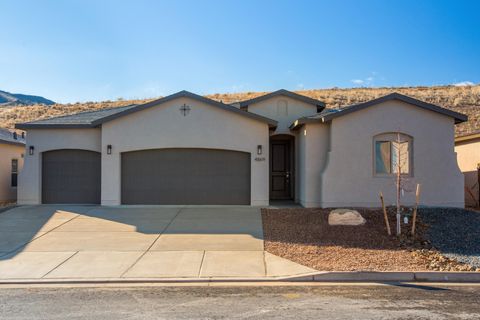 Photo of 4869 Guadalupe Peak Street SW, Los Lunas, NM 87031 (MLS # 1098846)