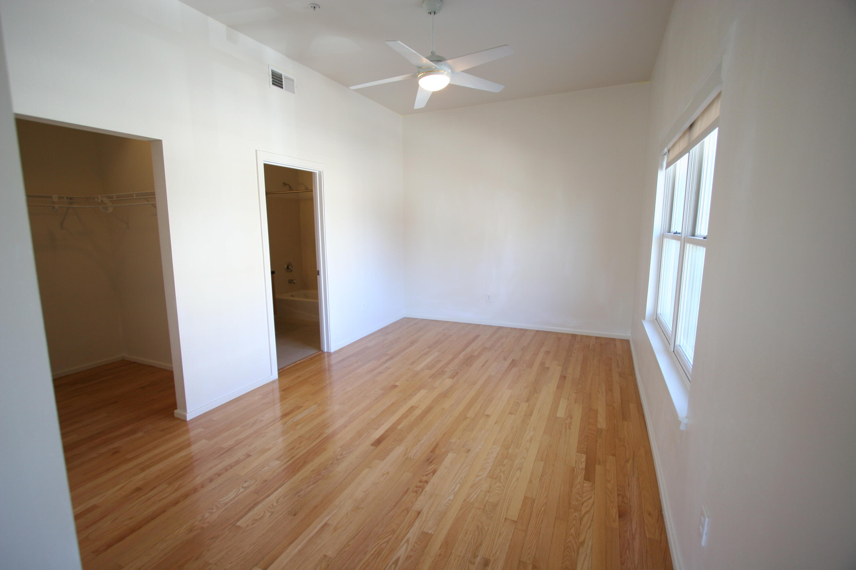 400 COPPER Avenue NE 201