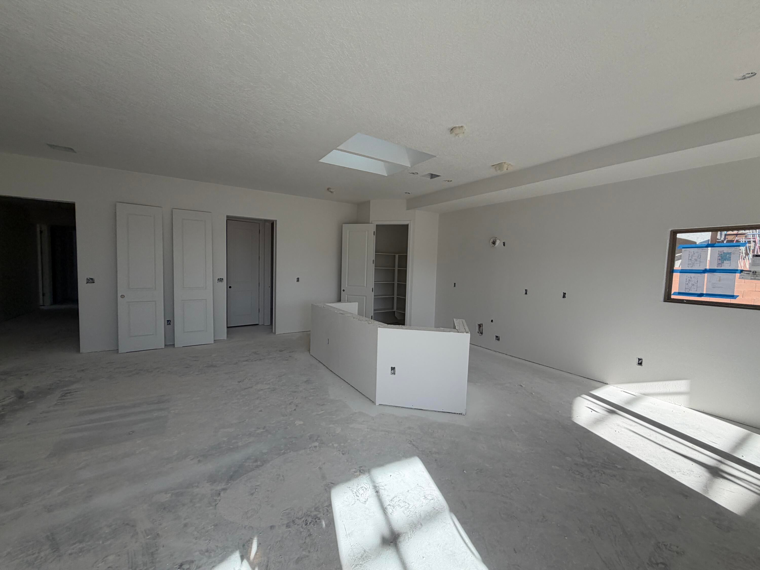 4460 George Loop NE