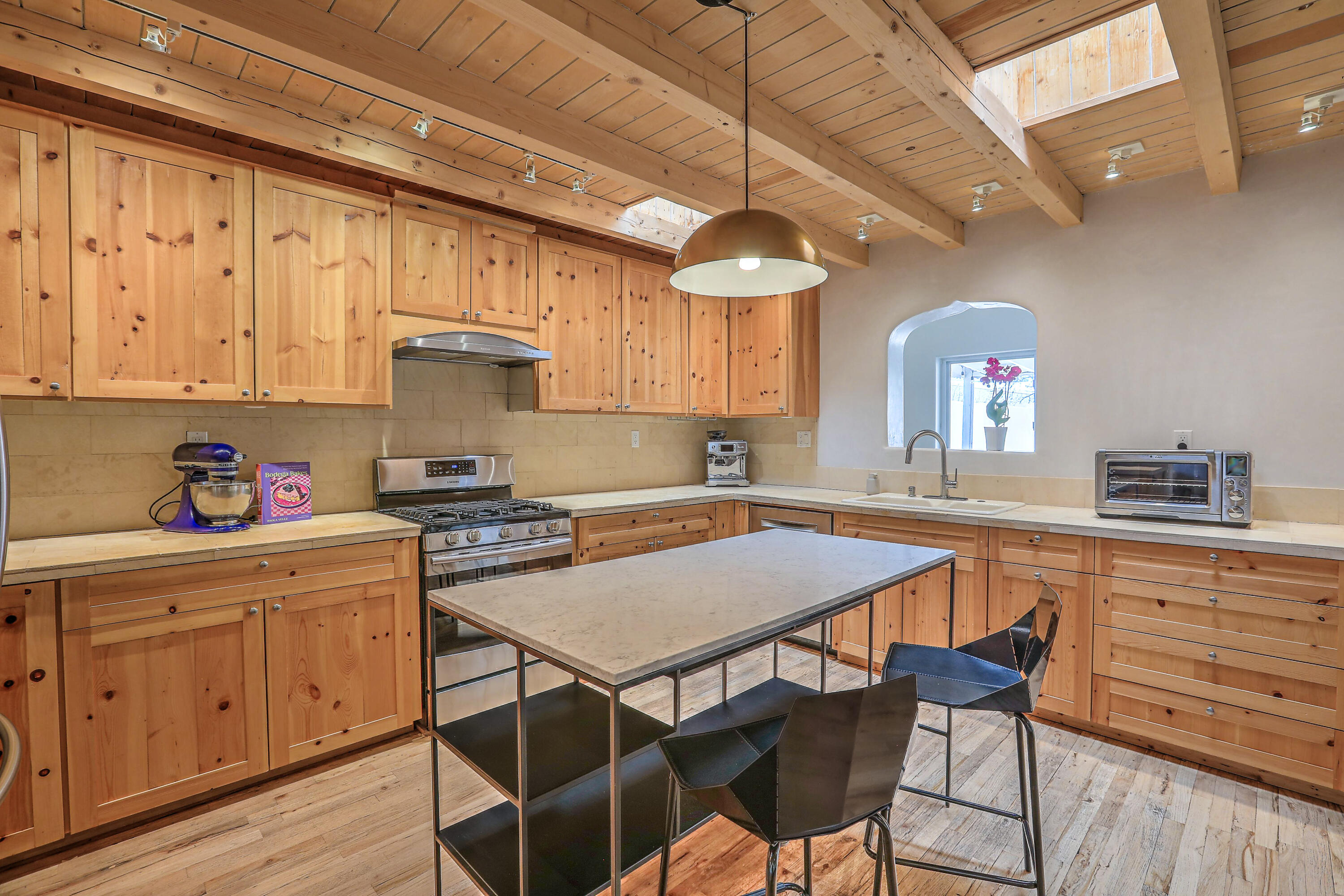 717 Camino Santa Ana, Santa Fe, New Mexico image 18