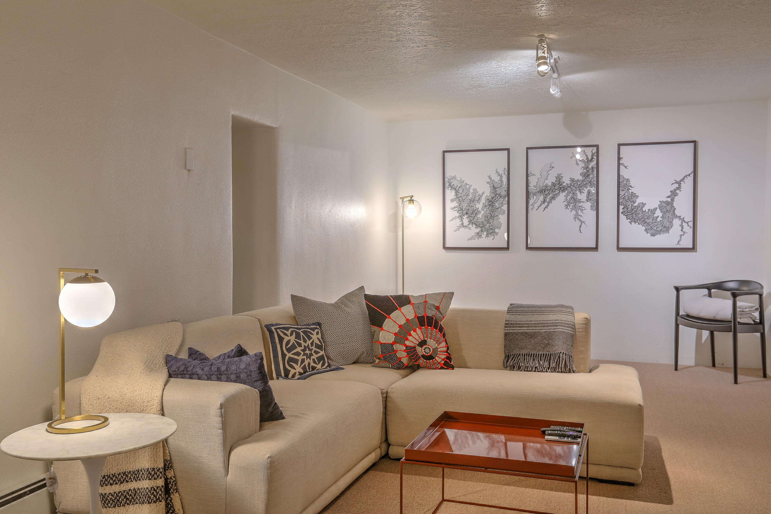 717 Camino Santa Ana, Santa Fe, New Mexico image 36