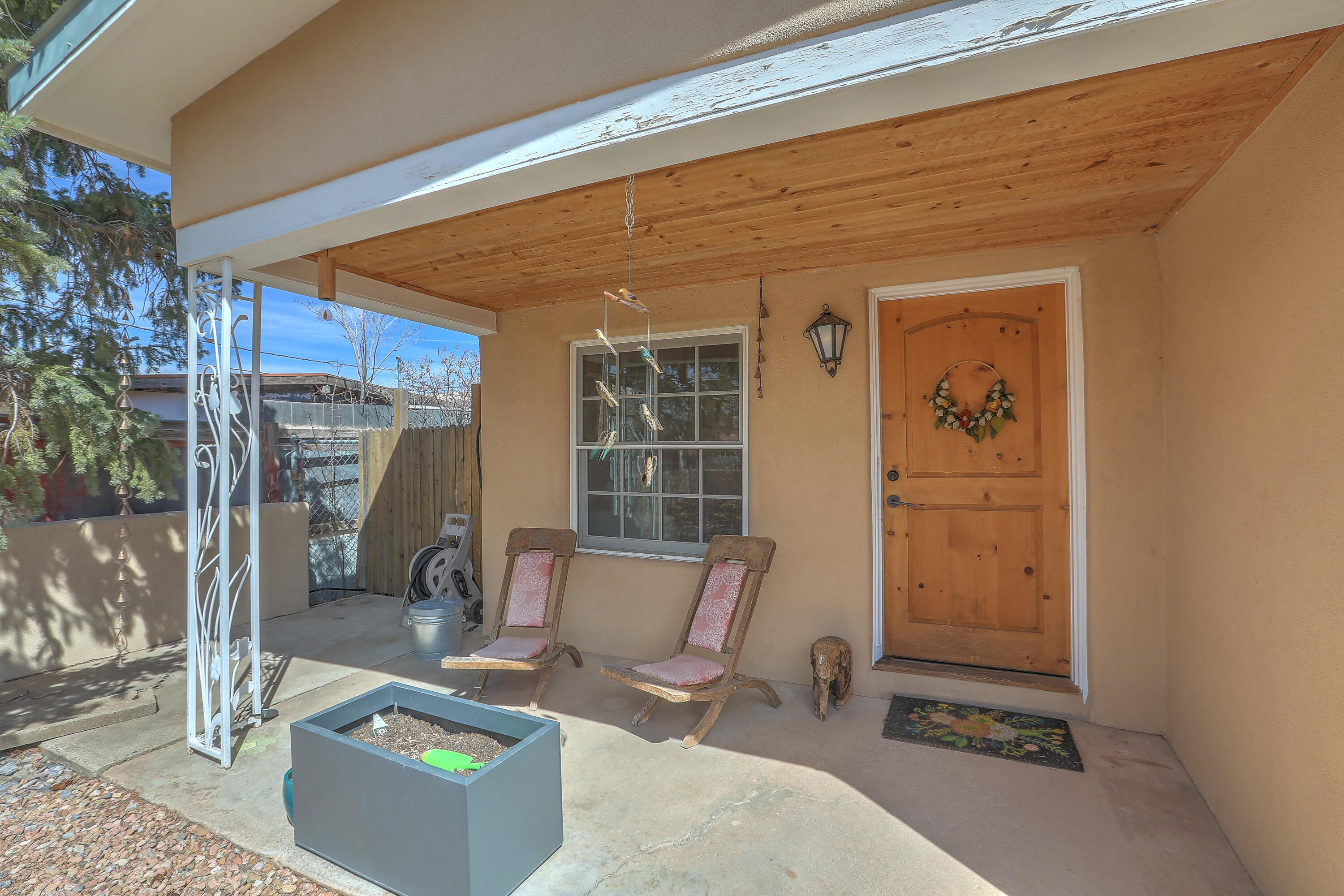 717 Camino Santa Ana, Santa Fe, New Mexico image 7