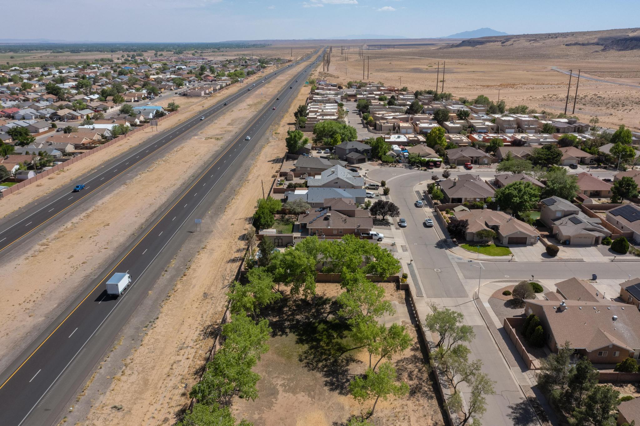 1034 Wagon Trail Street, Los Lunas, New Mexico image 48