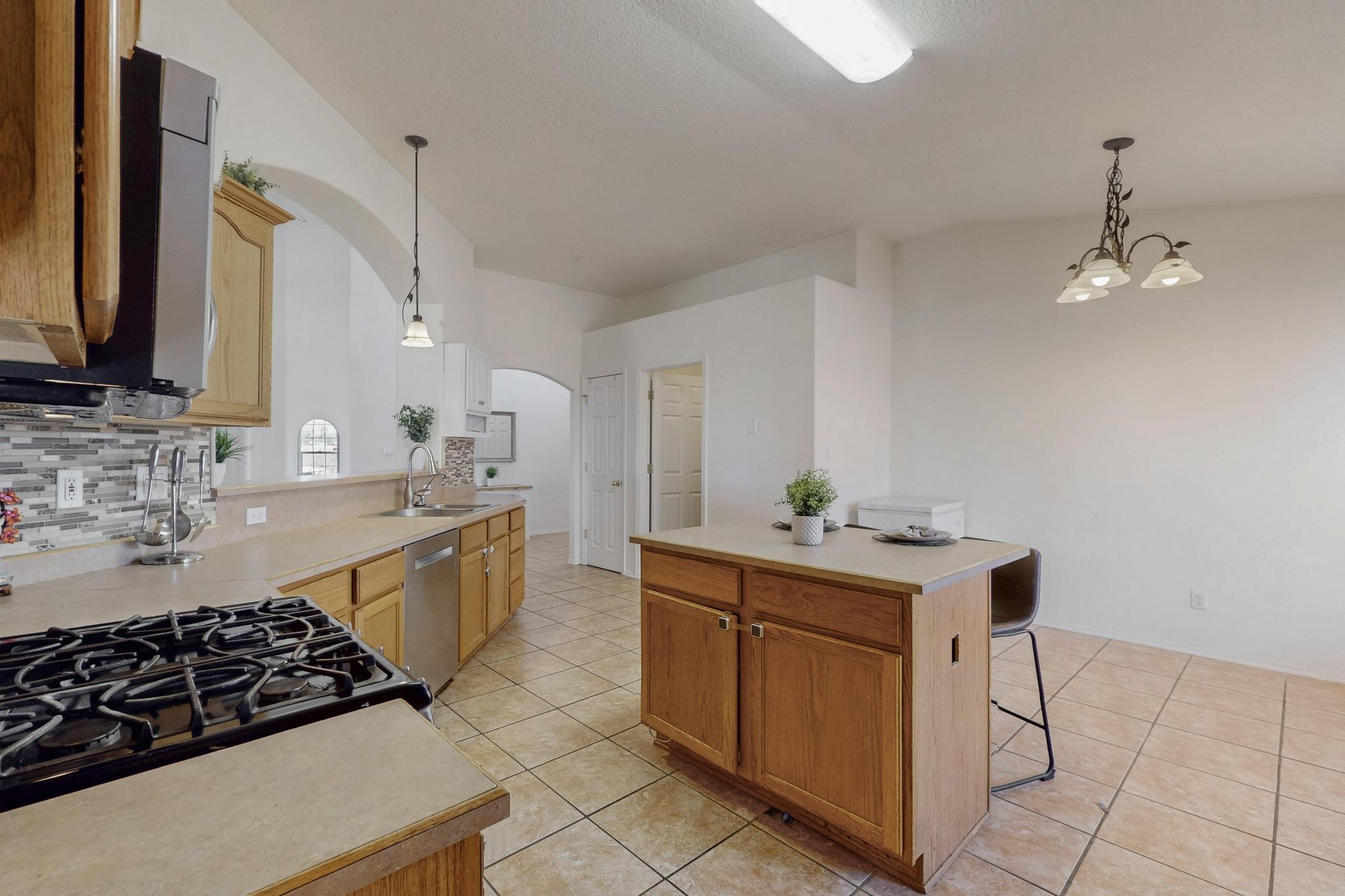 1034 Wagon Trail Street, Los Lunas, New Mexico image 14