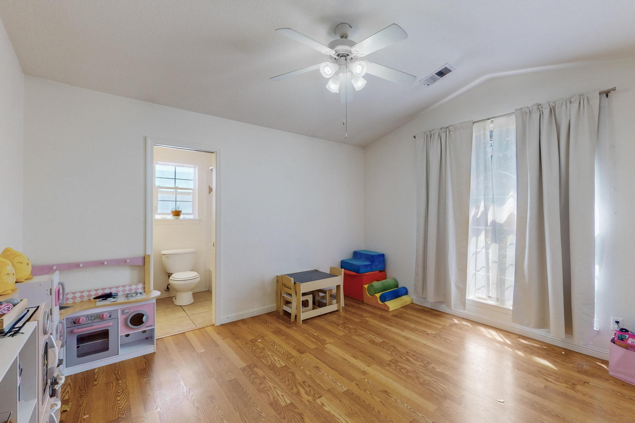 1034 Wagon Trail Street, Los Lunas, New Mexico image 30