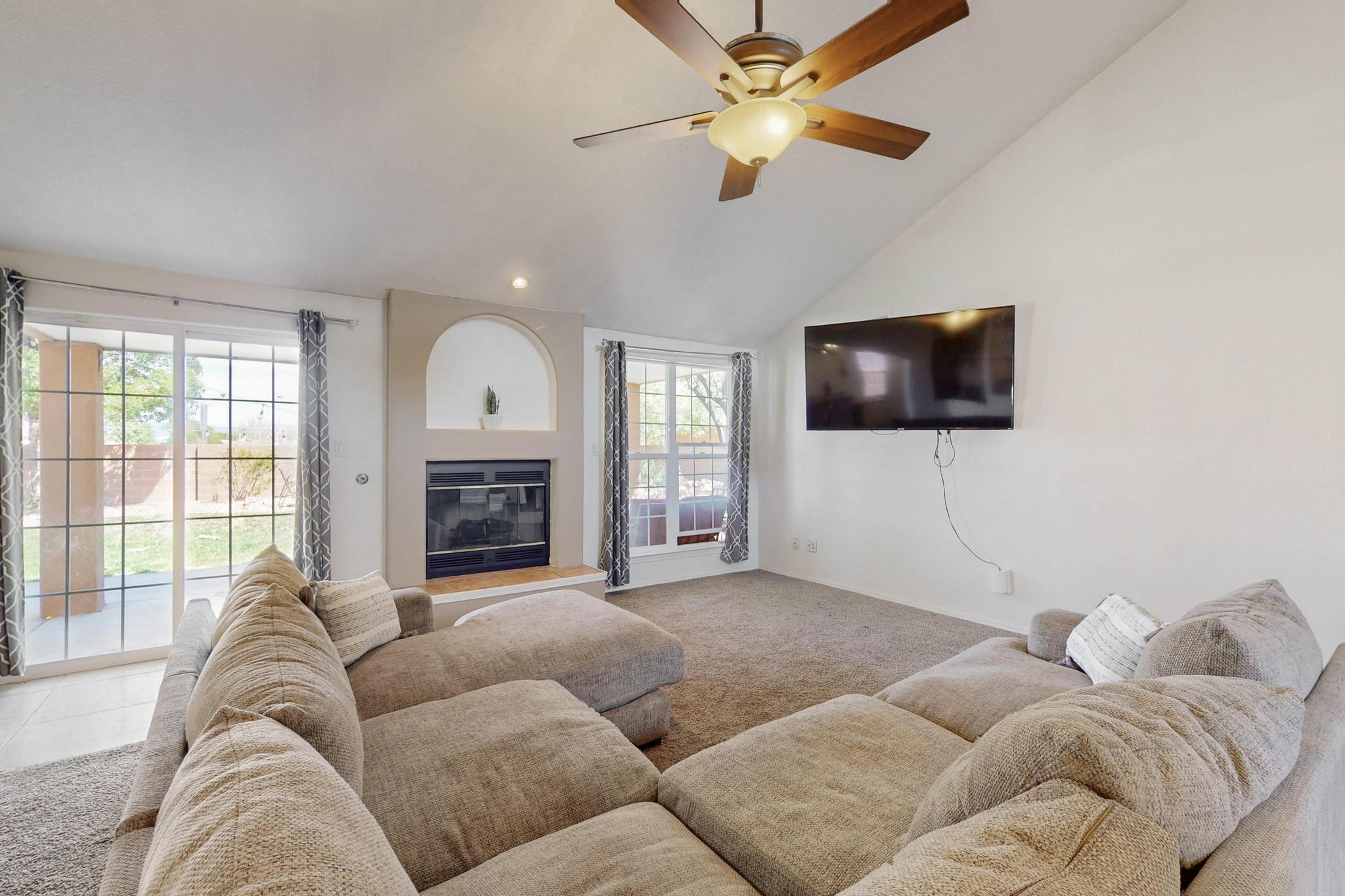 1034 Wagon Trail Street, Los Lunas, New Mexico image 8