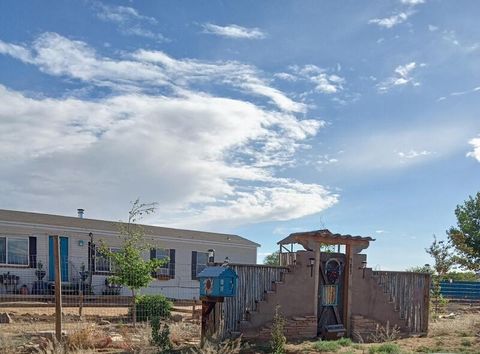 585 Angel Road Corrales NM 87048