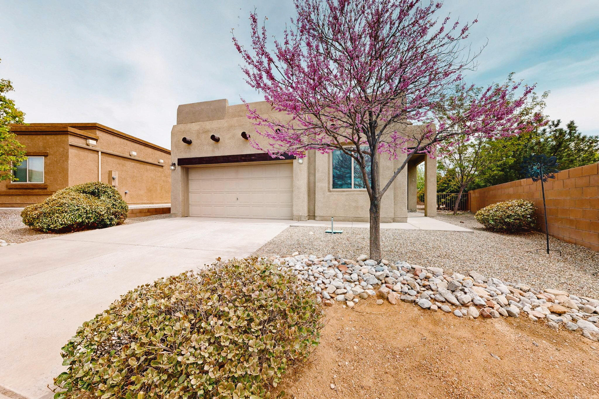 2428 Corvara Drive, Rio Rancho, New Mexico image 2