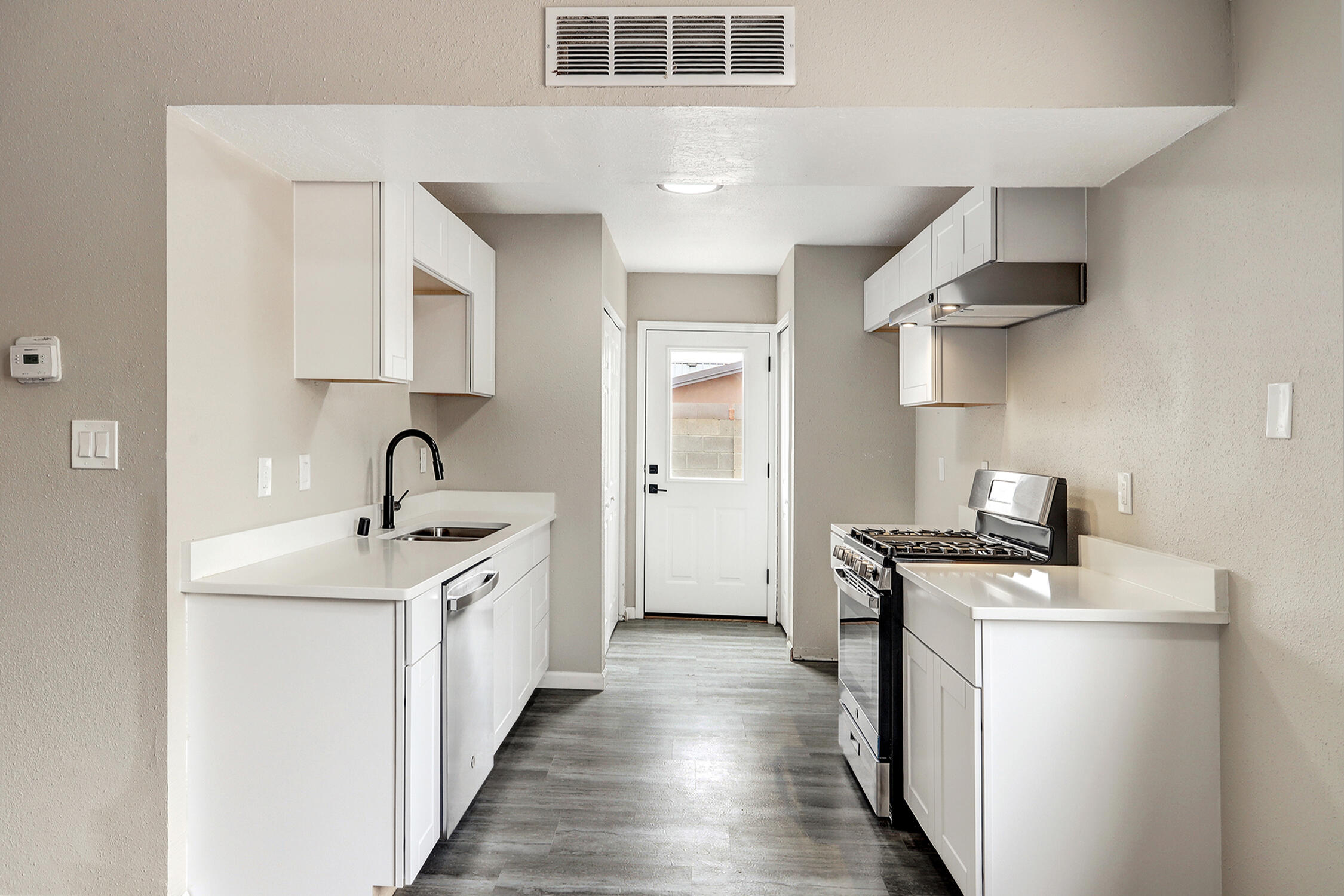 700 Atlantic Road SE