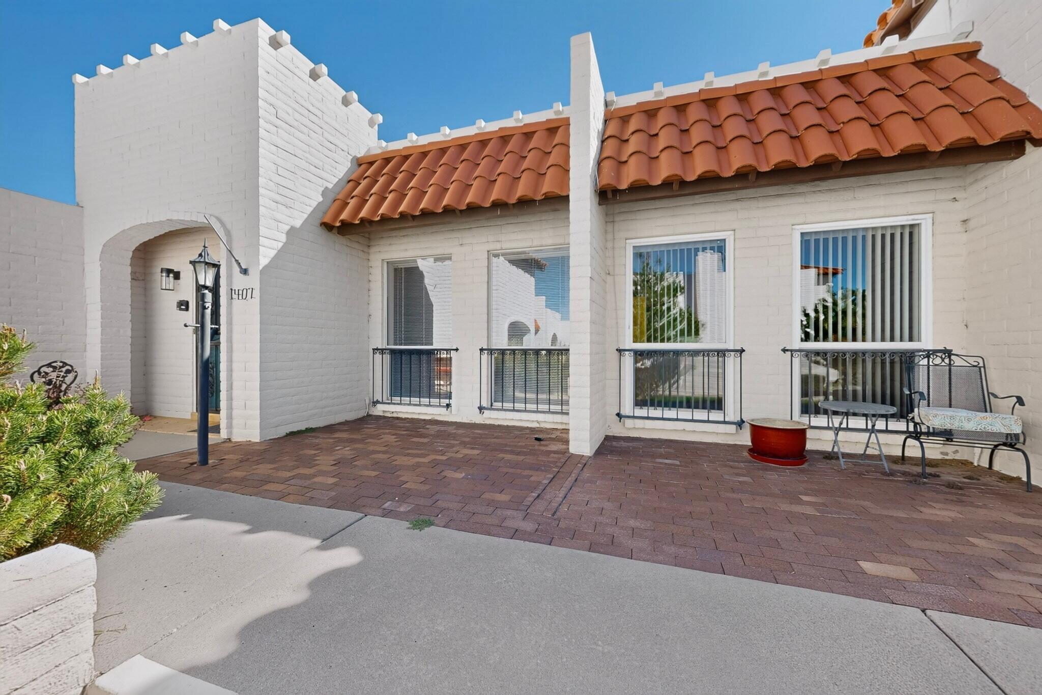 1407 Wagon Train Drive SE