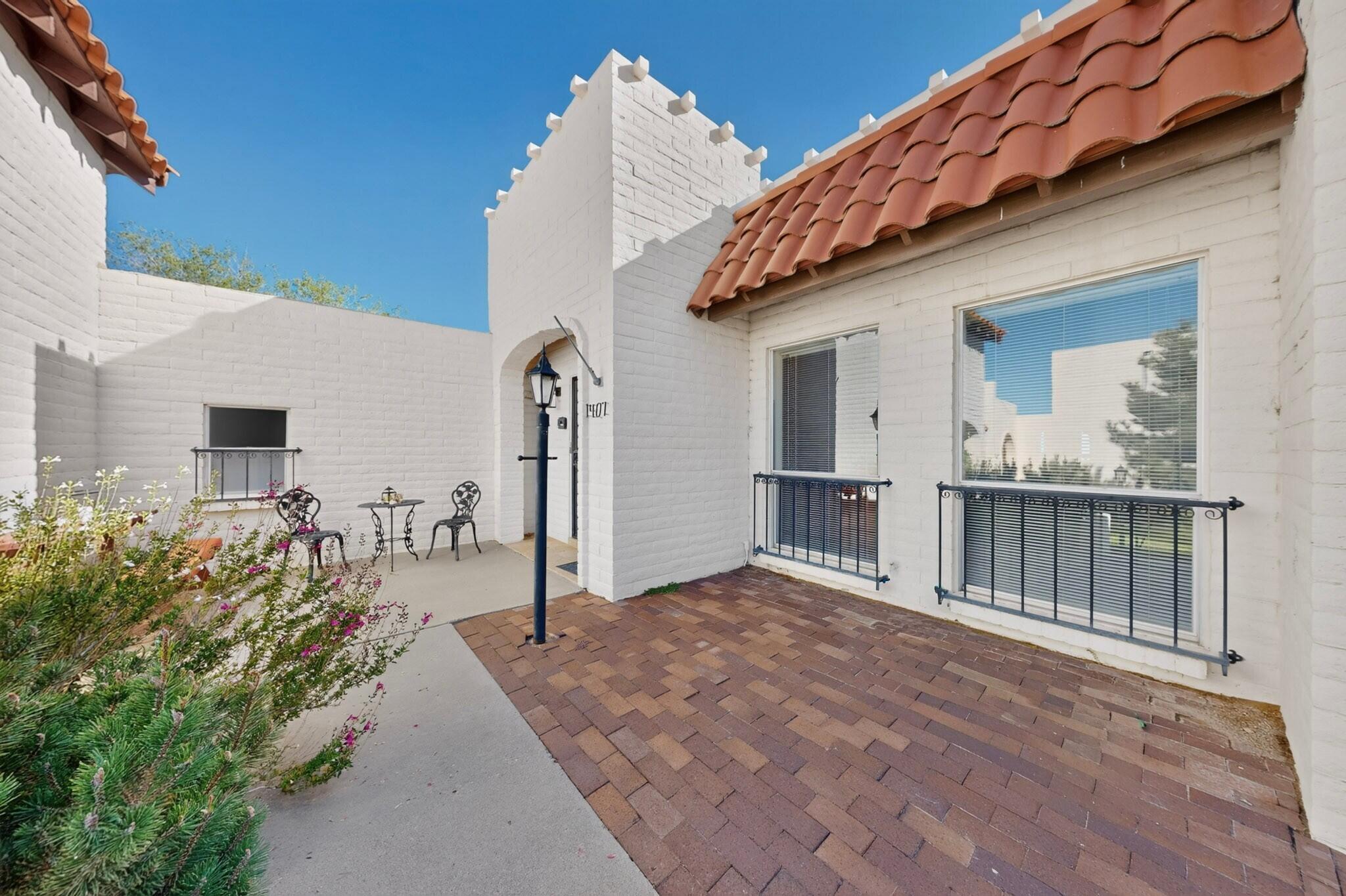 1407 Wagon Train Drive SE