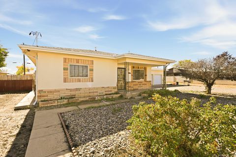 Photo of 1017 Dillon Avenue, Belen, NM 87002 (MLS # 1094926)